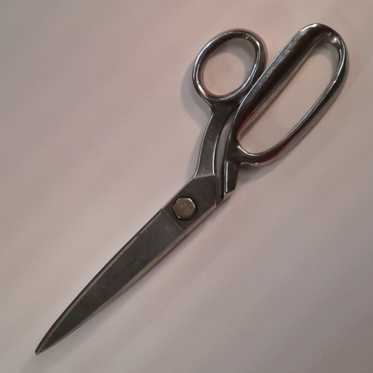 Heavy duty fabric scissors 11 inch